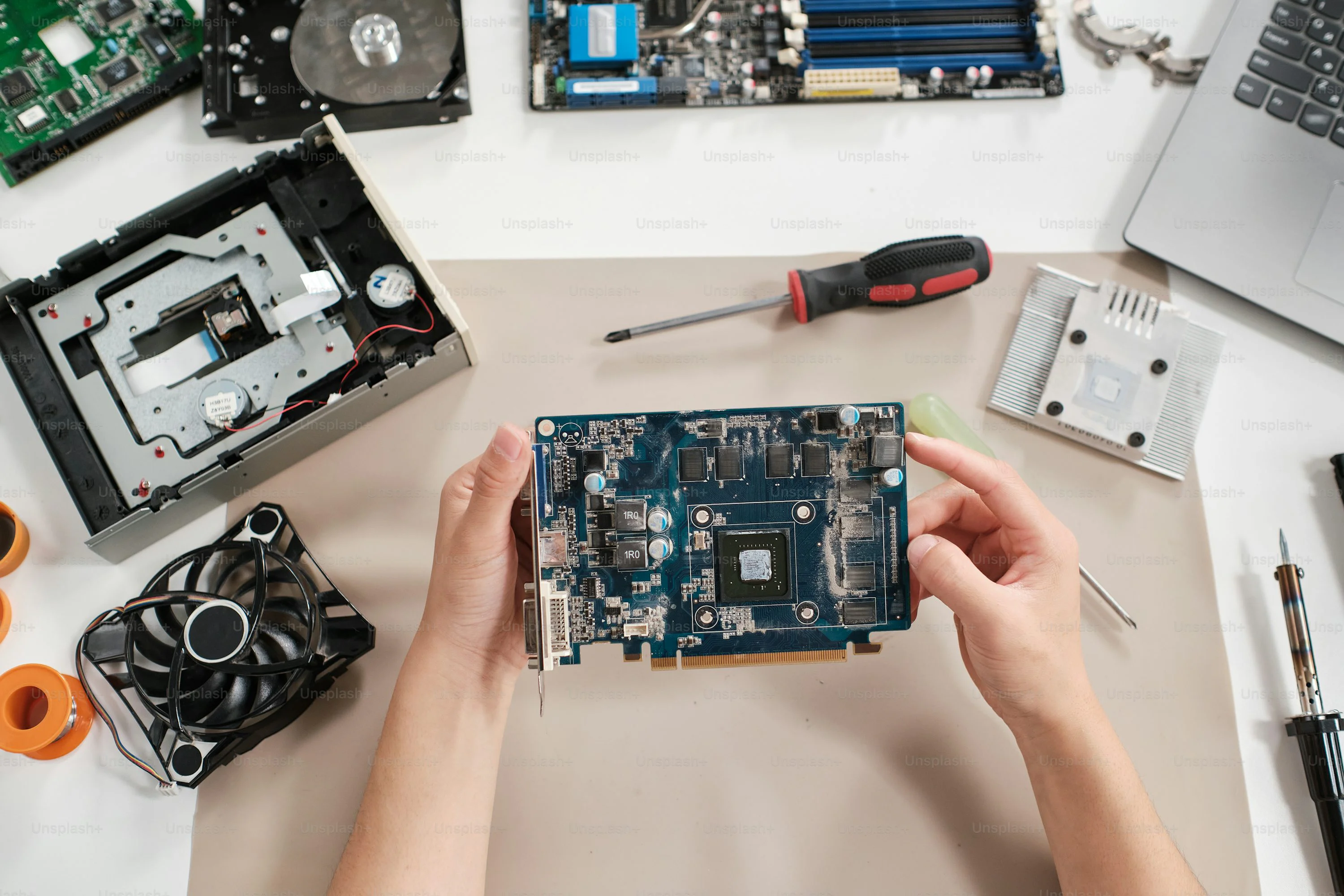 Background | KSK Computers Computer Repair in Montreal Gaming Data Recovery LCD Screen Repair Desktop KSK Computers Montreal